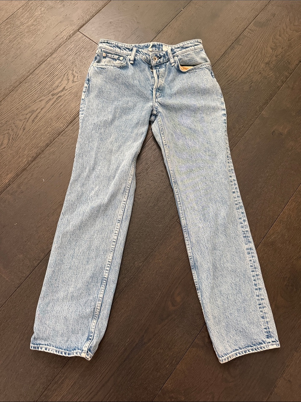 rag & bone women's jeans in the "Piper Low-Rise Straight" silhouette size 27